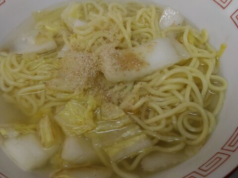 本格和風だしで白菜の塩ラーメン